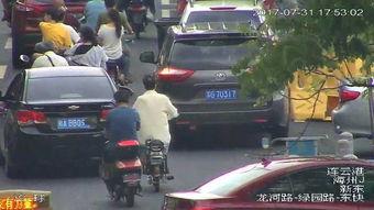 连云港交警爆料视频大全,一线执法瞬间，揭秘交通秩序背后的故事